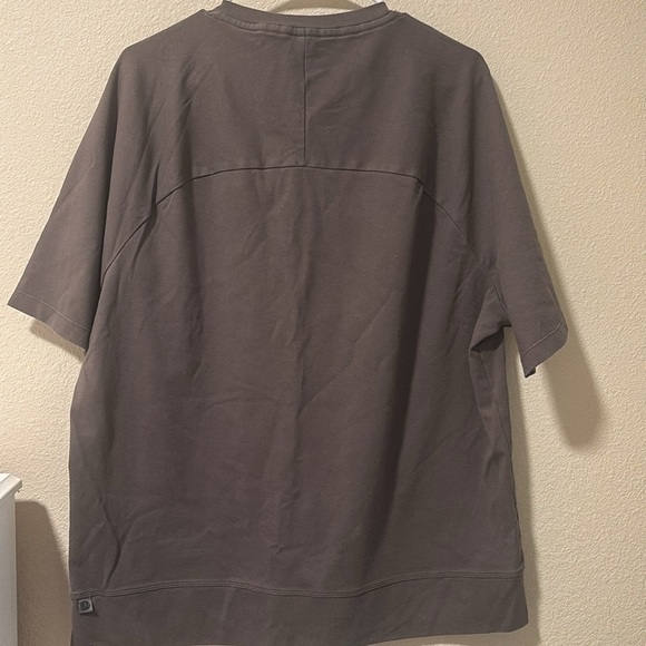 Lululemon Heavyweight Crepe Short Sleeve Shirt - Picture 3 of 5